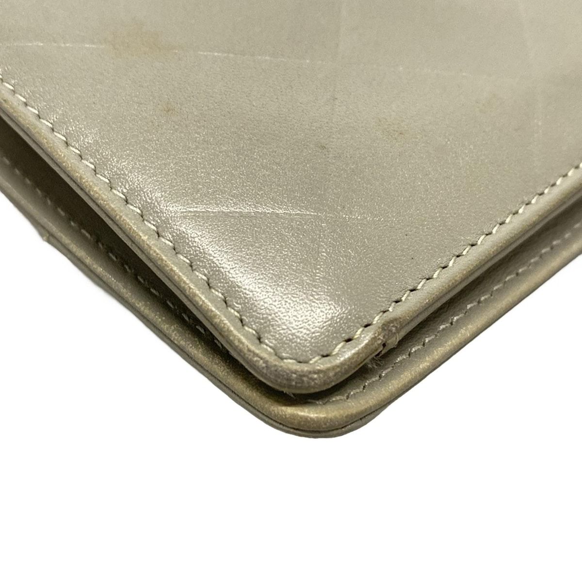 シャネル 長財布