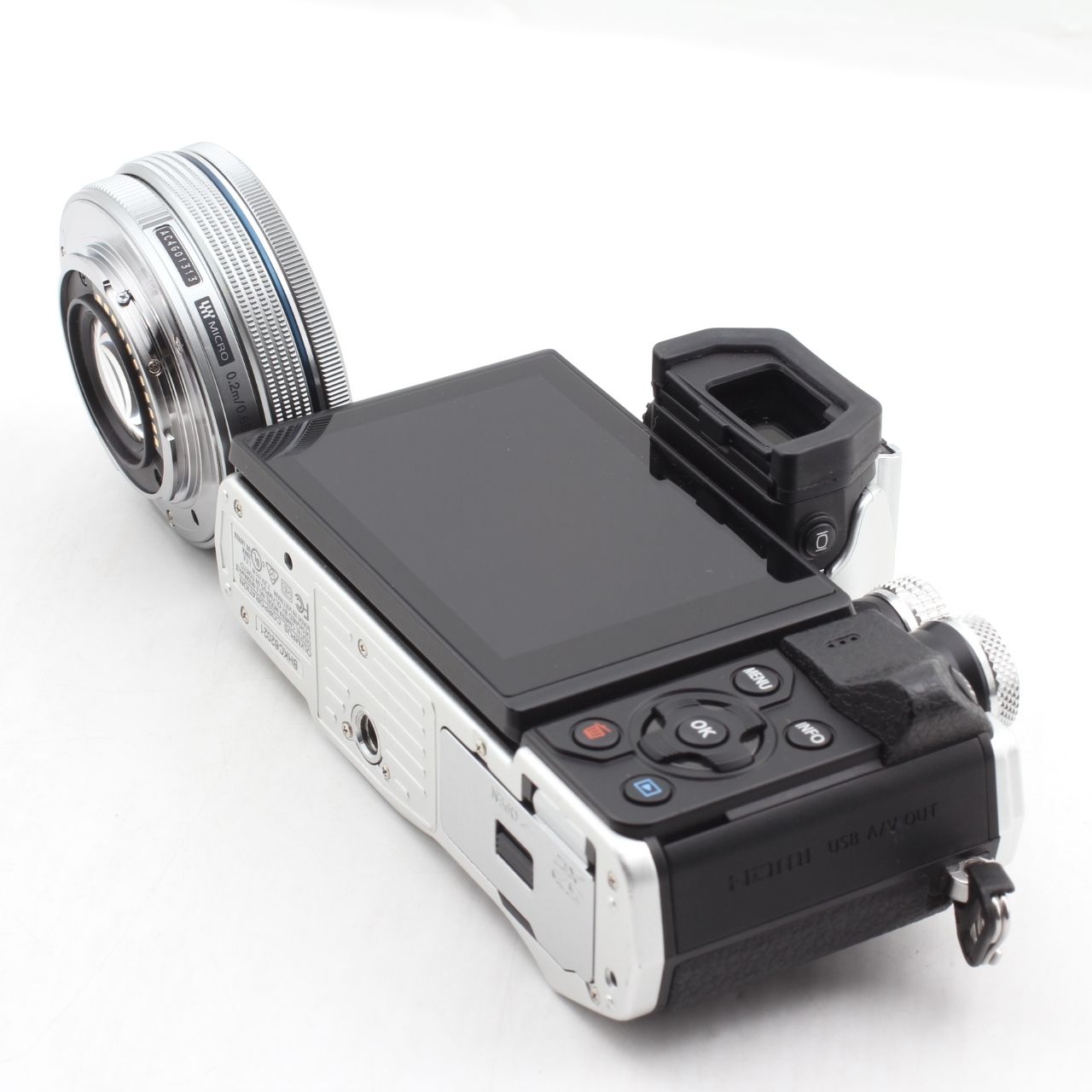 ミラーレス一眼 OM