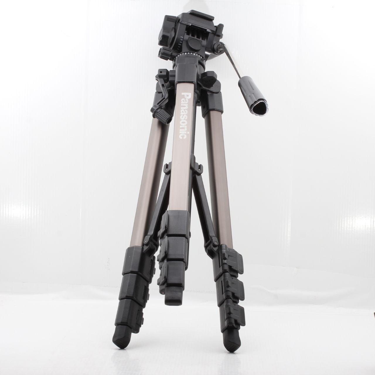 Panasonic パナソニック ビデオカメラ用標準三脚 VW-CT45