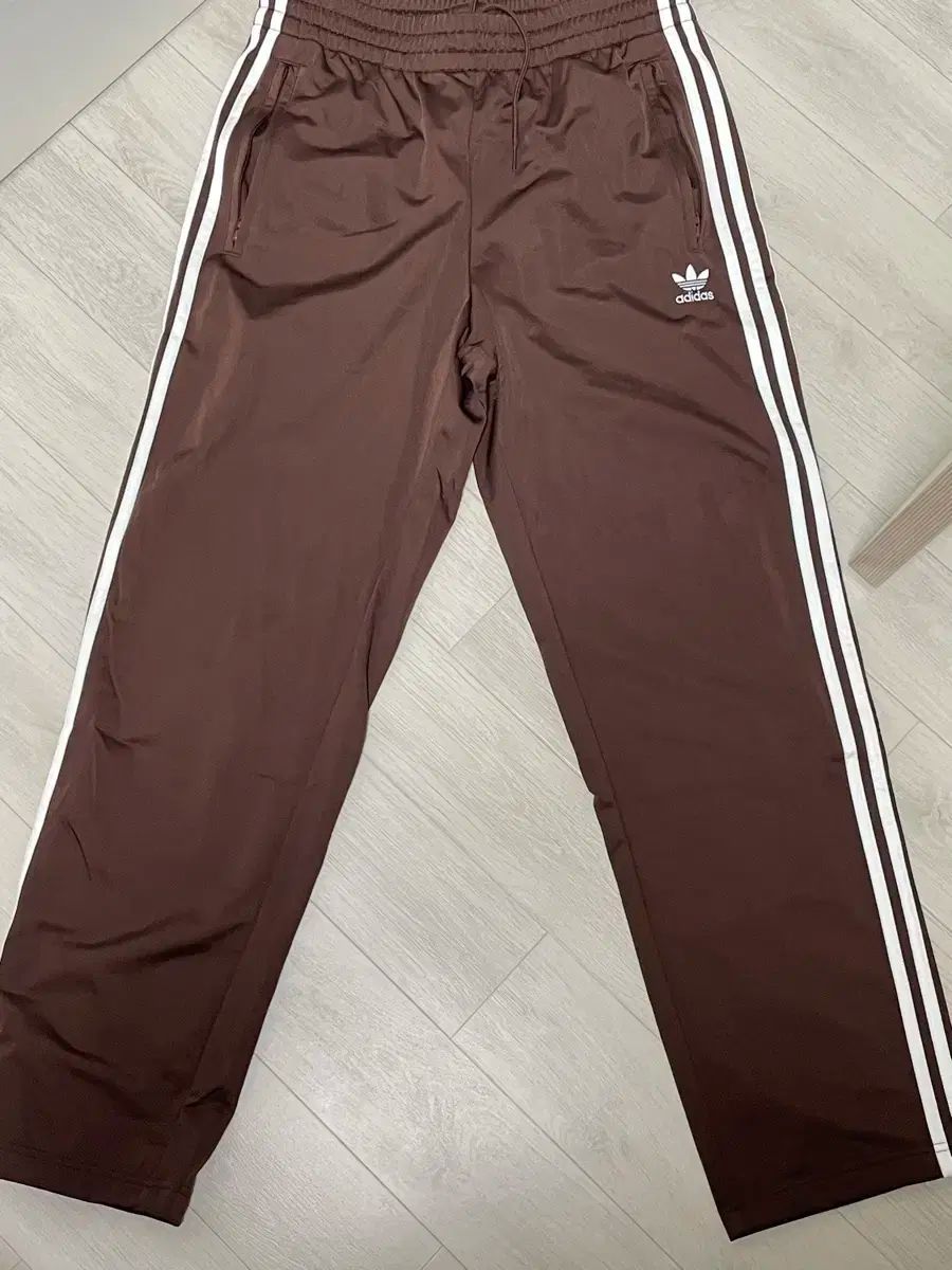 アディダス ファイヤーバード トラック パンツ ブラウン M