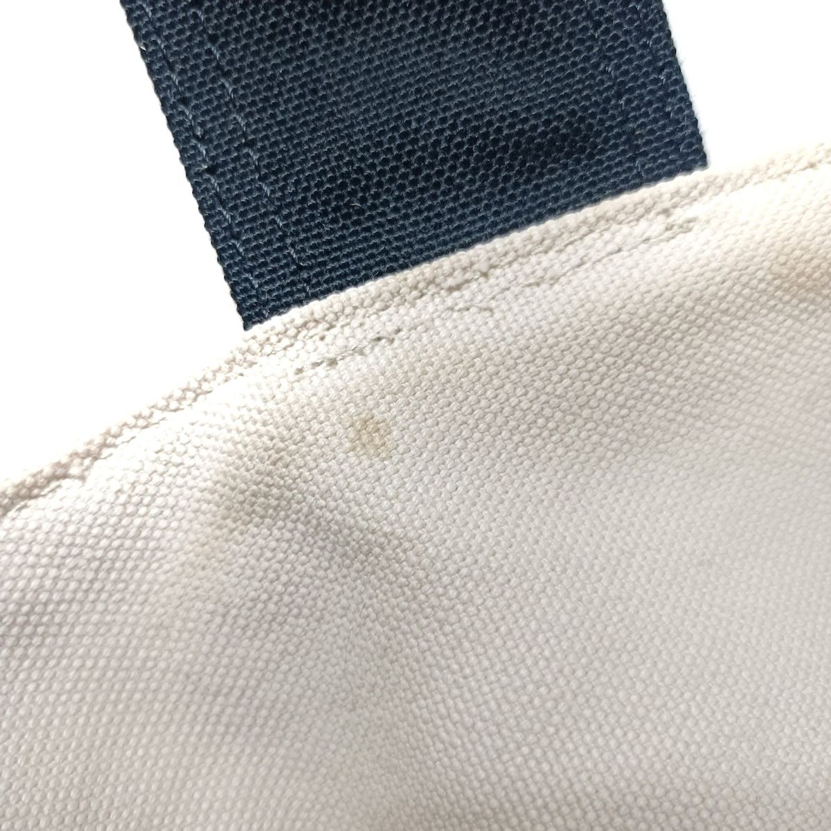 ハンドバッグ -