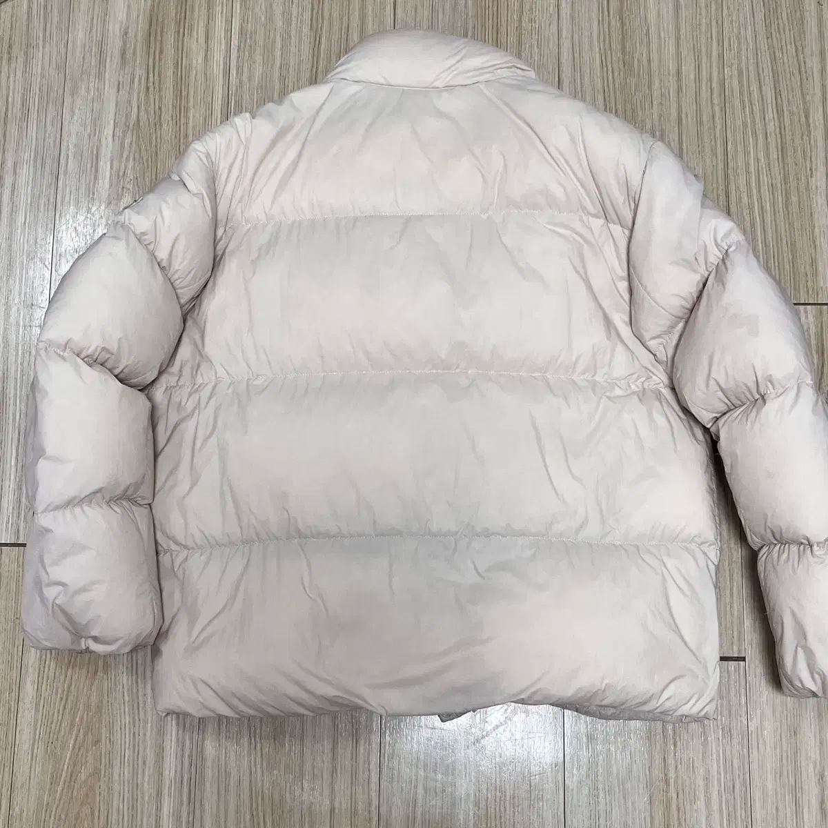 トミーヒルフィガー ショートダウン ベージュ アイボリー