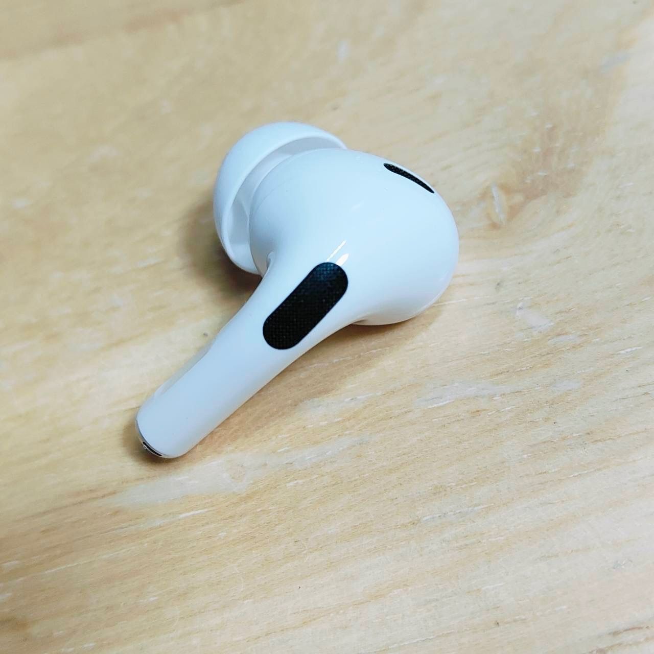 左耳 Apple AirPods Pro 第2世代 正規品 片耳287 Apple AirPods Pro 2世代 片耳 L 片方 左耳 287 楽天市場】左耳のみ