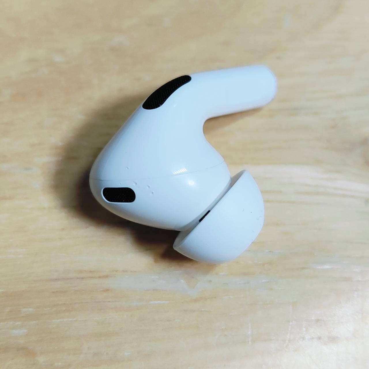 Apple AirPods Pro 2世代 片耳 L 片方 左耳 401 AirPods Pro 片耳左ii Apple AirPods Pro 2世代 片耳 L 片方 左耳 401