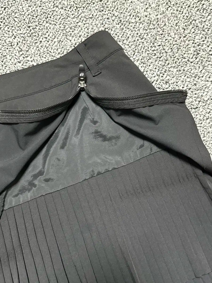 マスターバニーエディション レディース 新モデル 2021 ブラック プリーツ スカート LLC-HASEGAWATOSO_COM