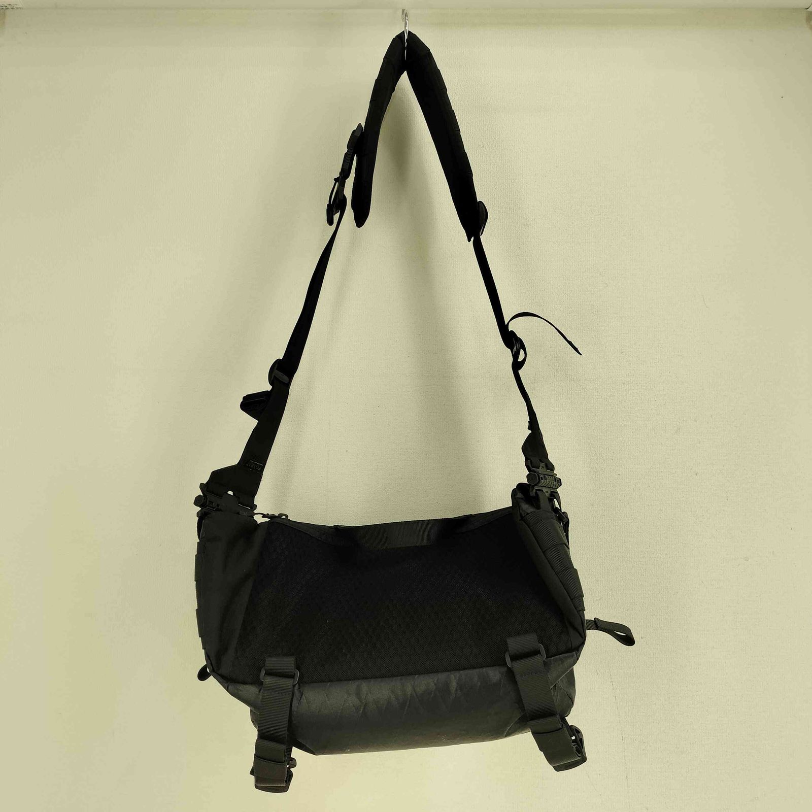 マガジンポーチ ボディバッグ