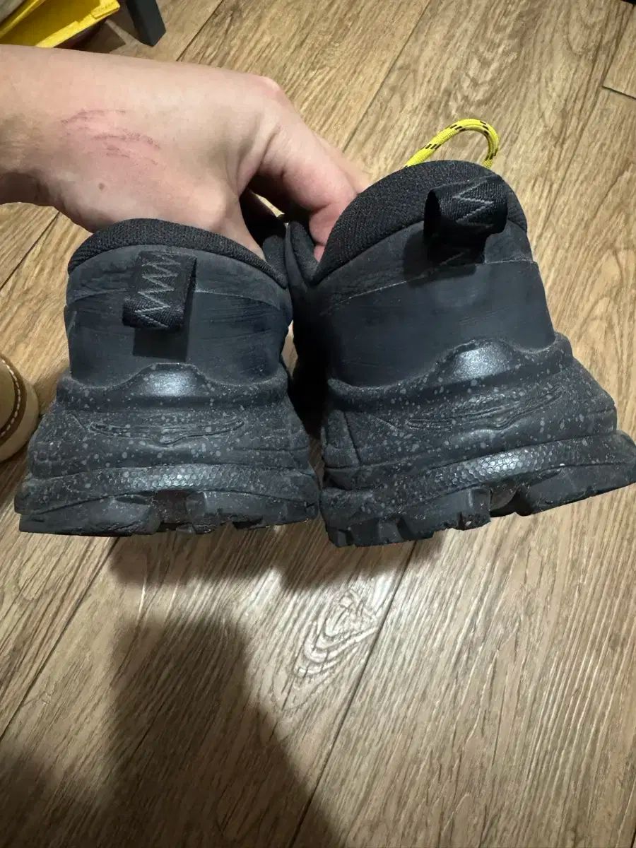 275 HOKA ONE ONE ホカオネオネ トー サミットTWO ブラック