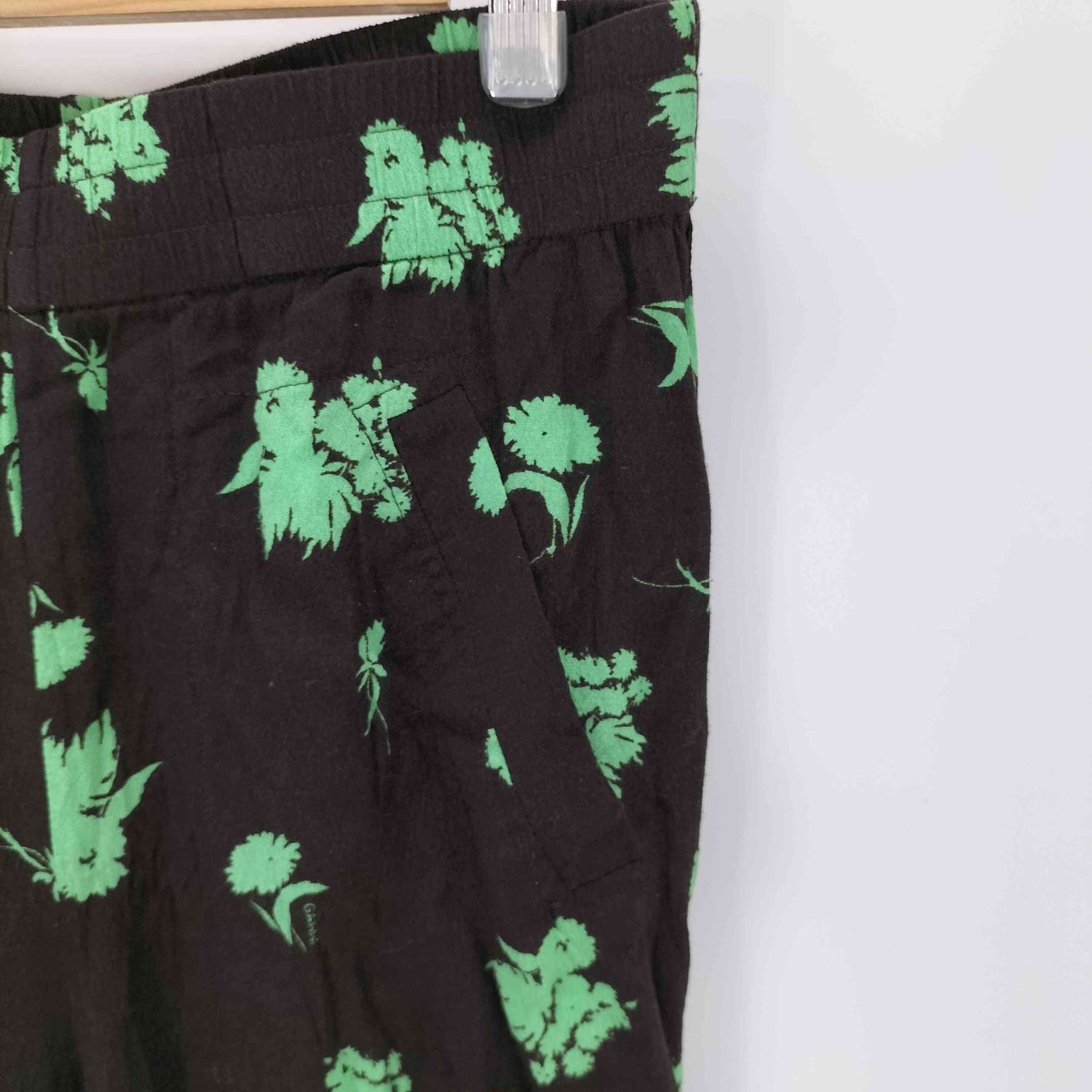 ガニー Ganni フラワーモチーフパンツMaterial レディース 34 DECORATOM_COM_BR