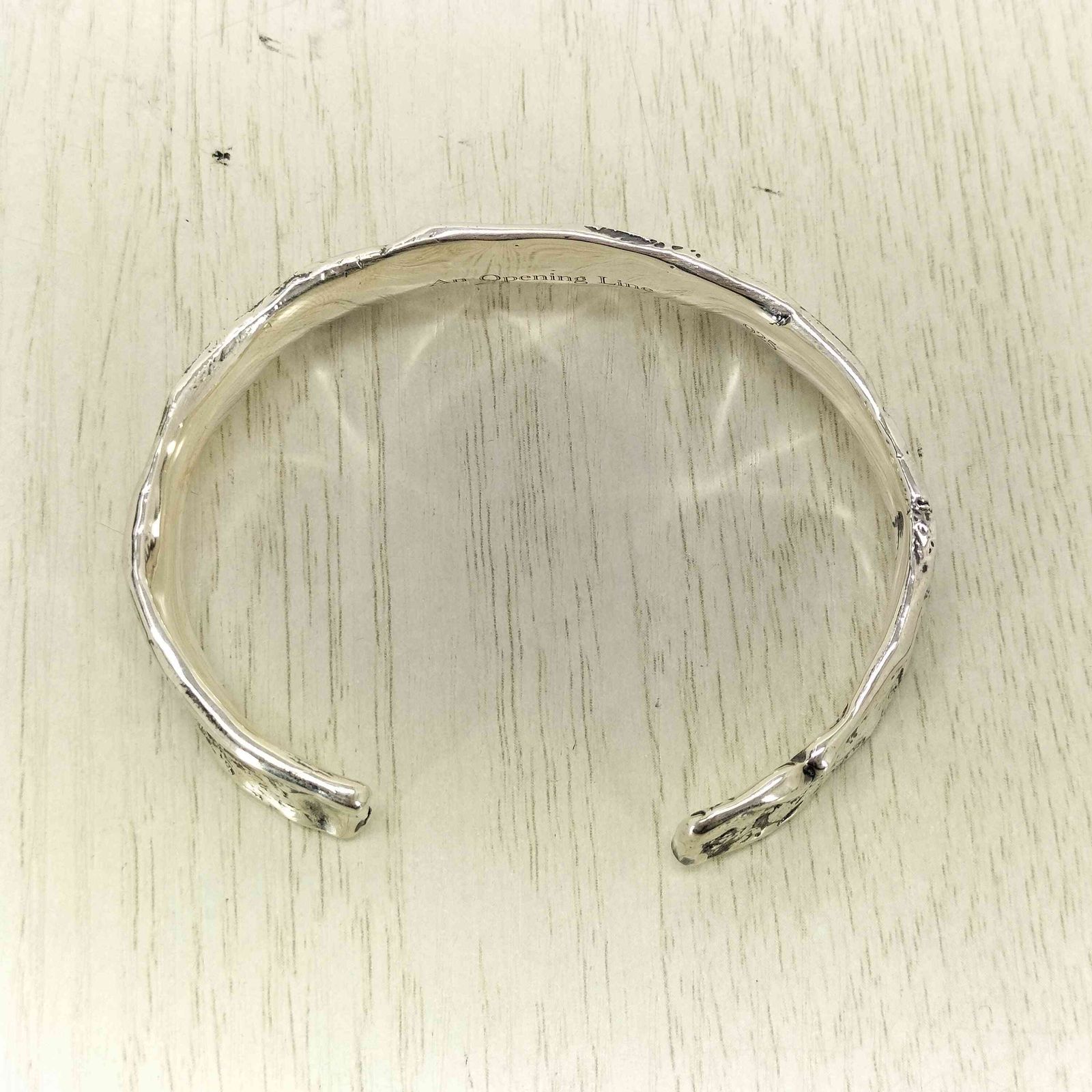 デザインバングル