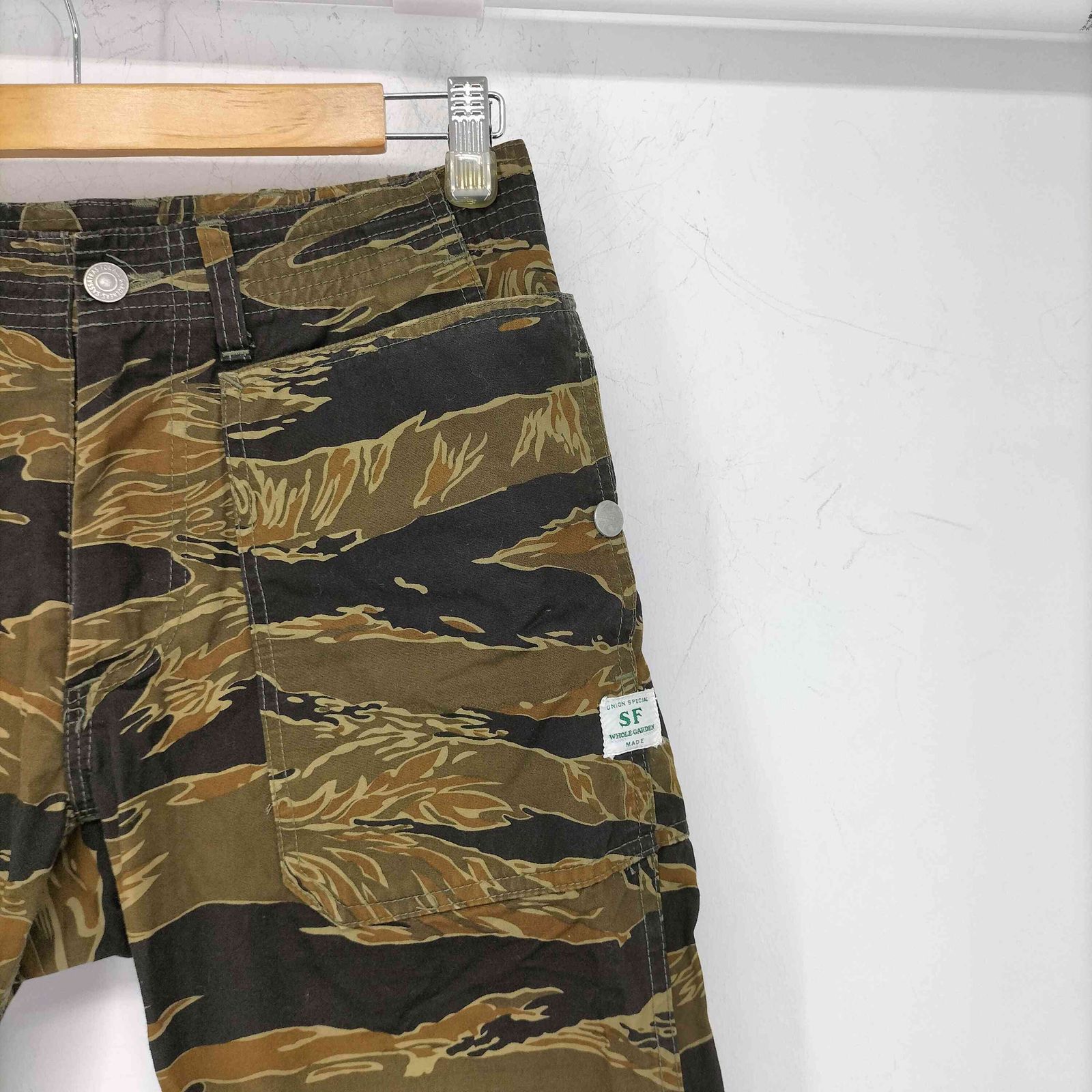 フォールリーフ プレイヤーパンツ