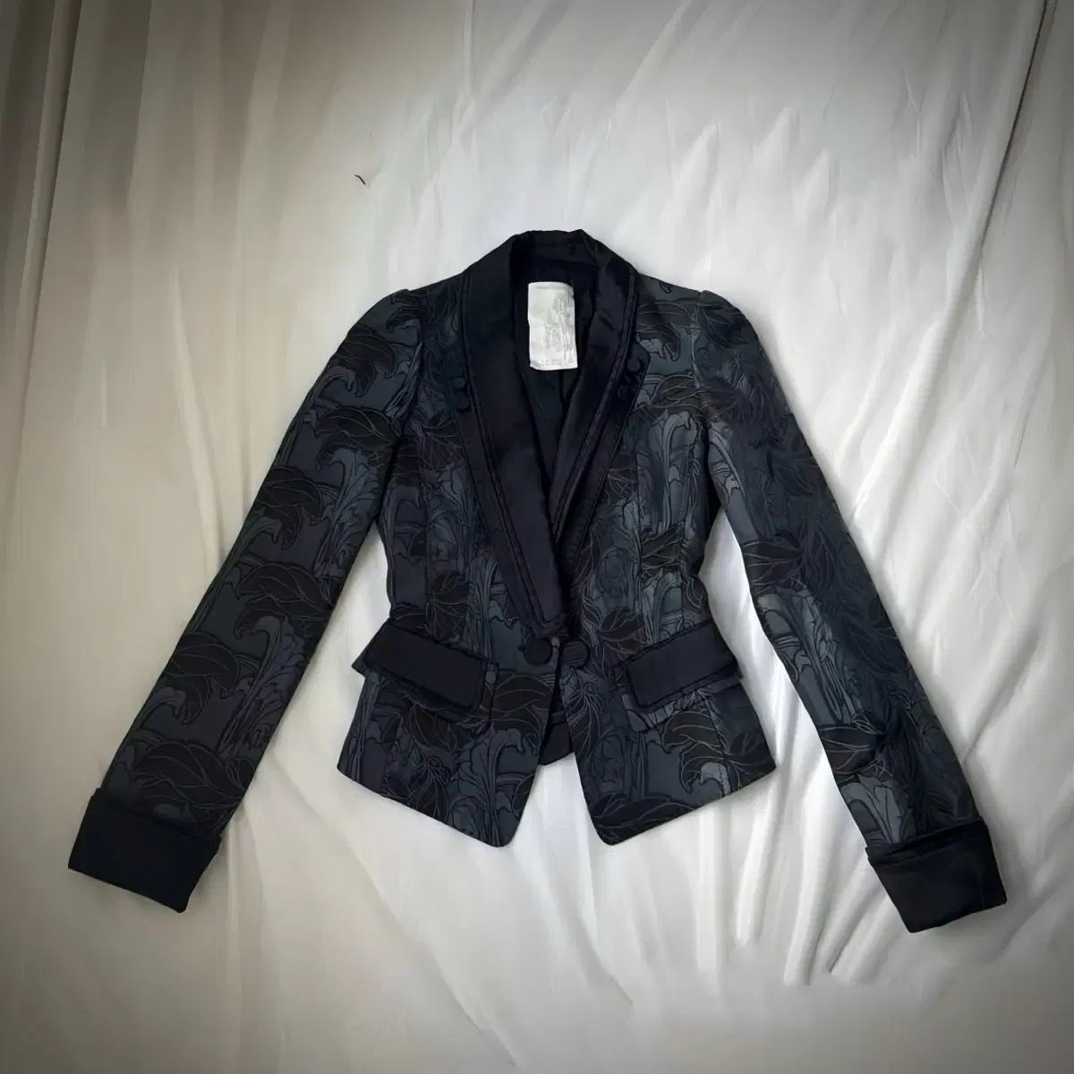 ブルーアーカイブ ブルアカ オリエンタル ゴス フェアリー 日本人 オリエンタル風 シルバーブラック エスニック パータン ジャケット