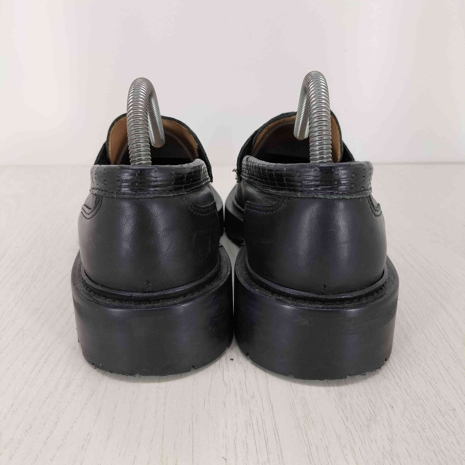 カルヴェン CARVEN ポルトガル製 カウレザーコインローファー メンズ JPN 39