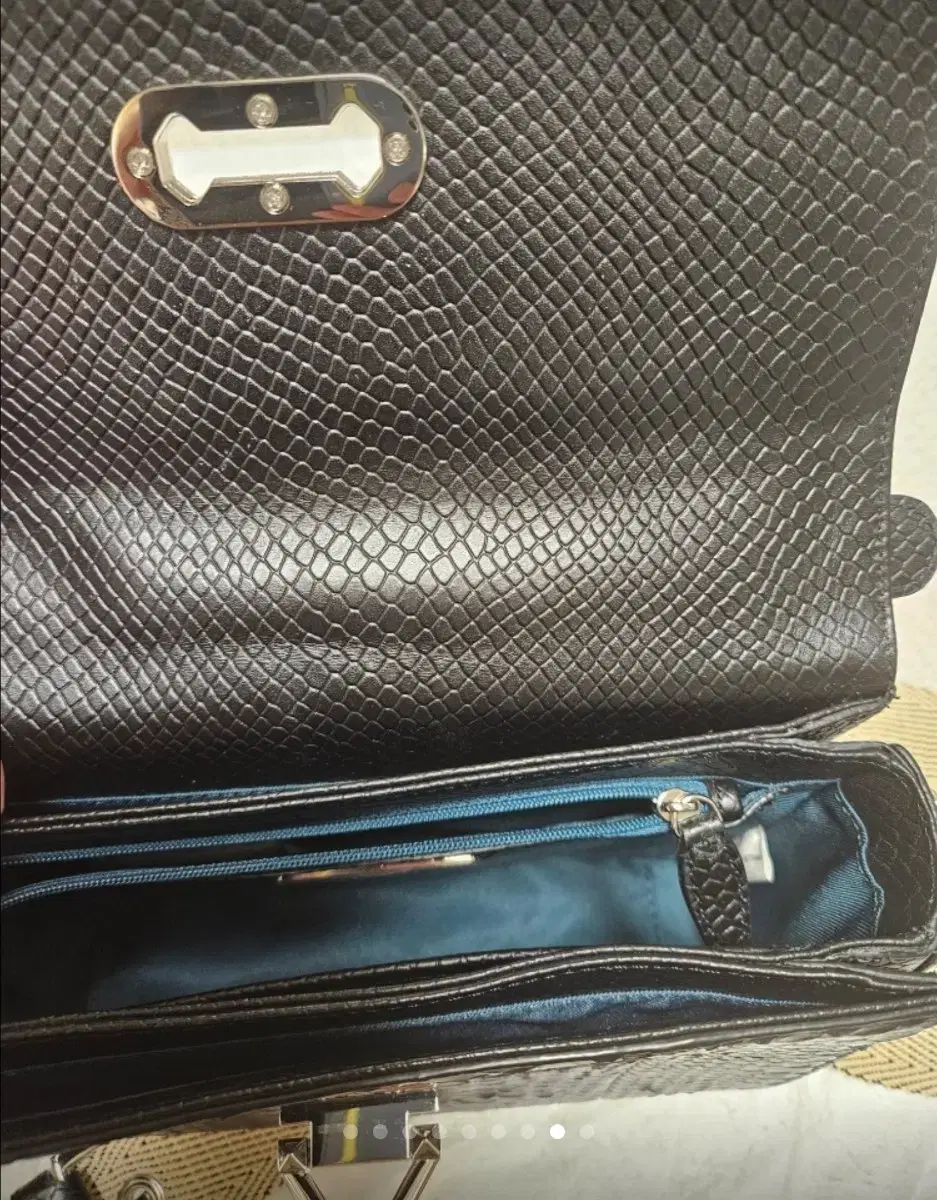 リアルパイソン トゥー兼ショルダートートバッグ ブラック DECORATOM_COM_BR