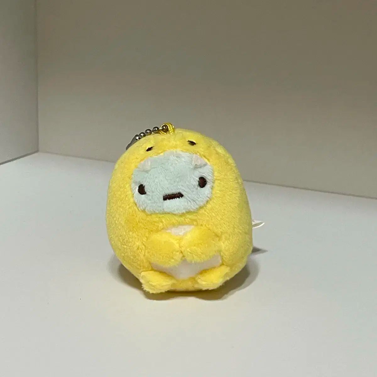 すみっコぐらし 恐竜博 きょうりゅうごっこ てのりぬいぐるみ すみっコぐらし 恐竜 今日は、とかげがなんだかいつもよりひっそり