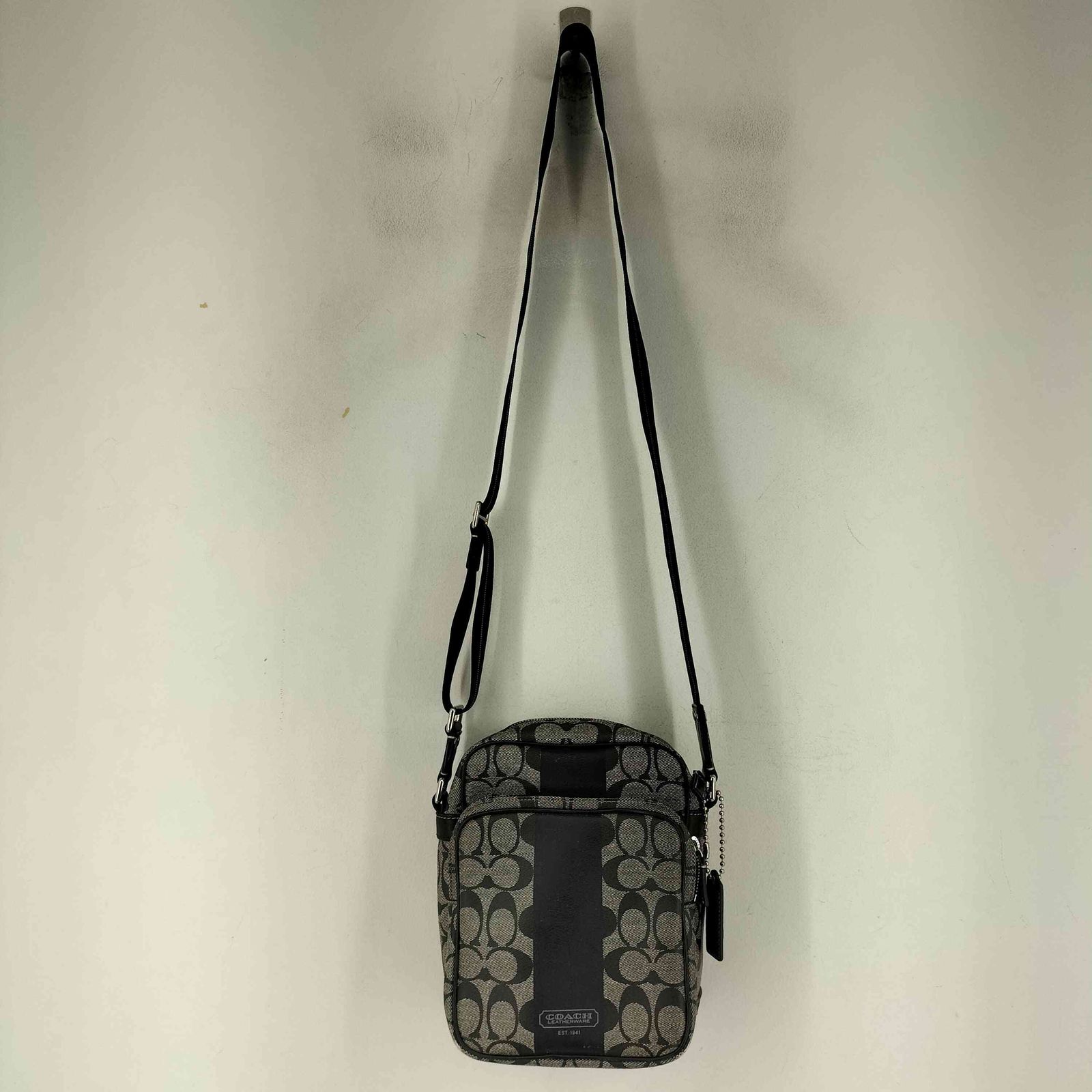 モノグラム総柄