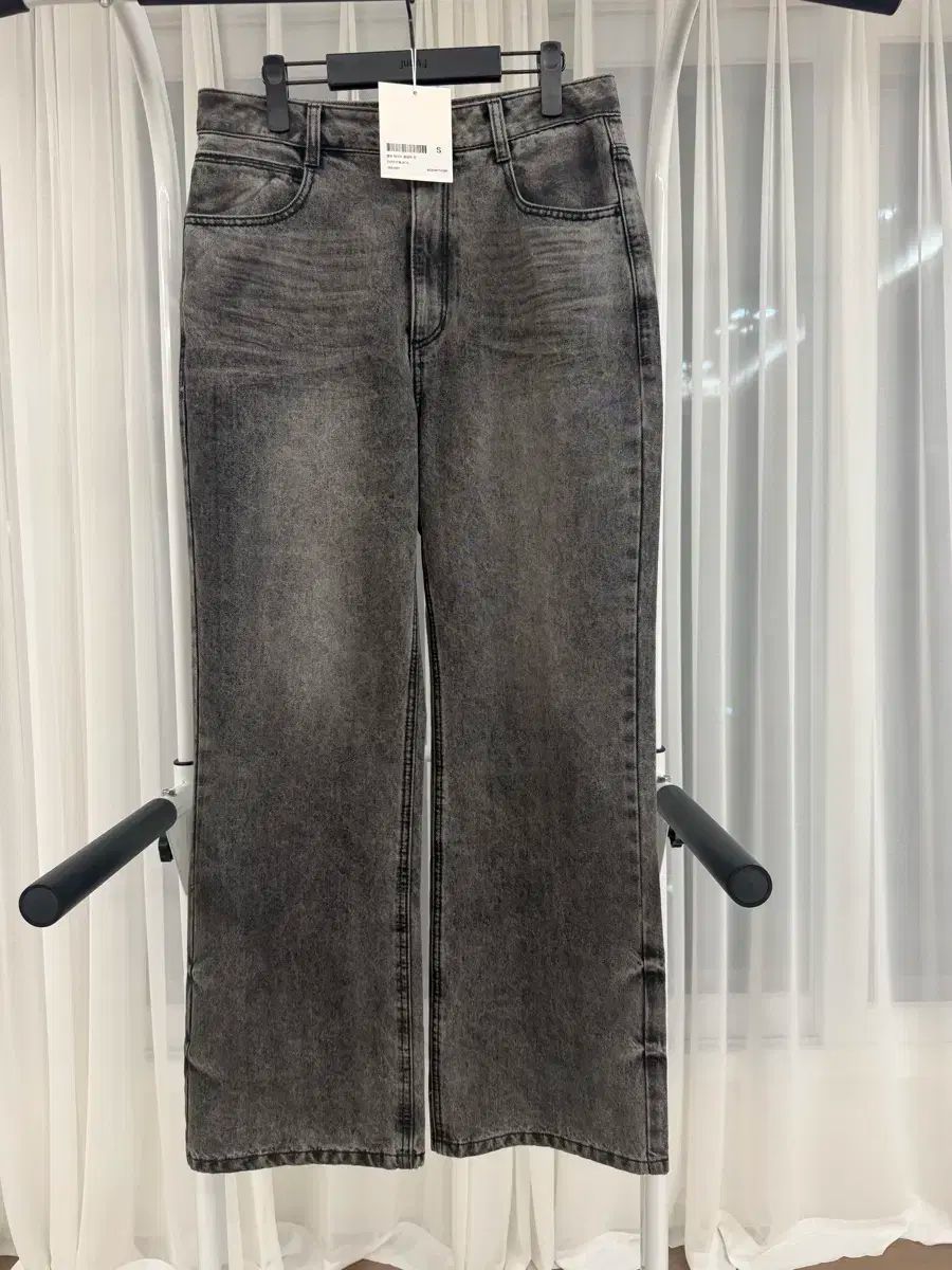  INSILENCE インサイレンス フ デニム ブラック パンツ Sサイズ その他 デニム ジーンズ