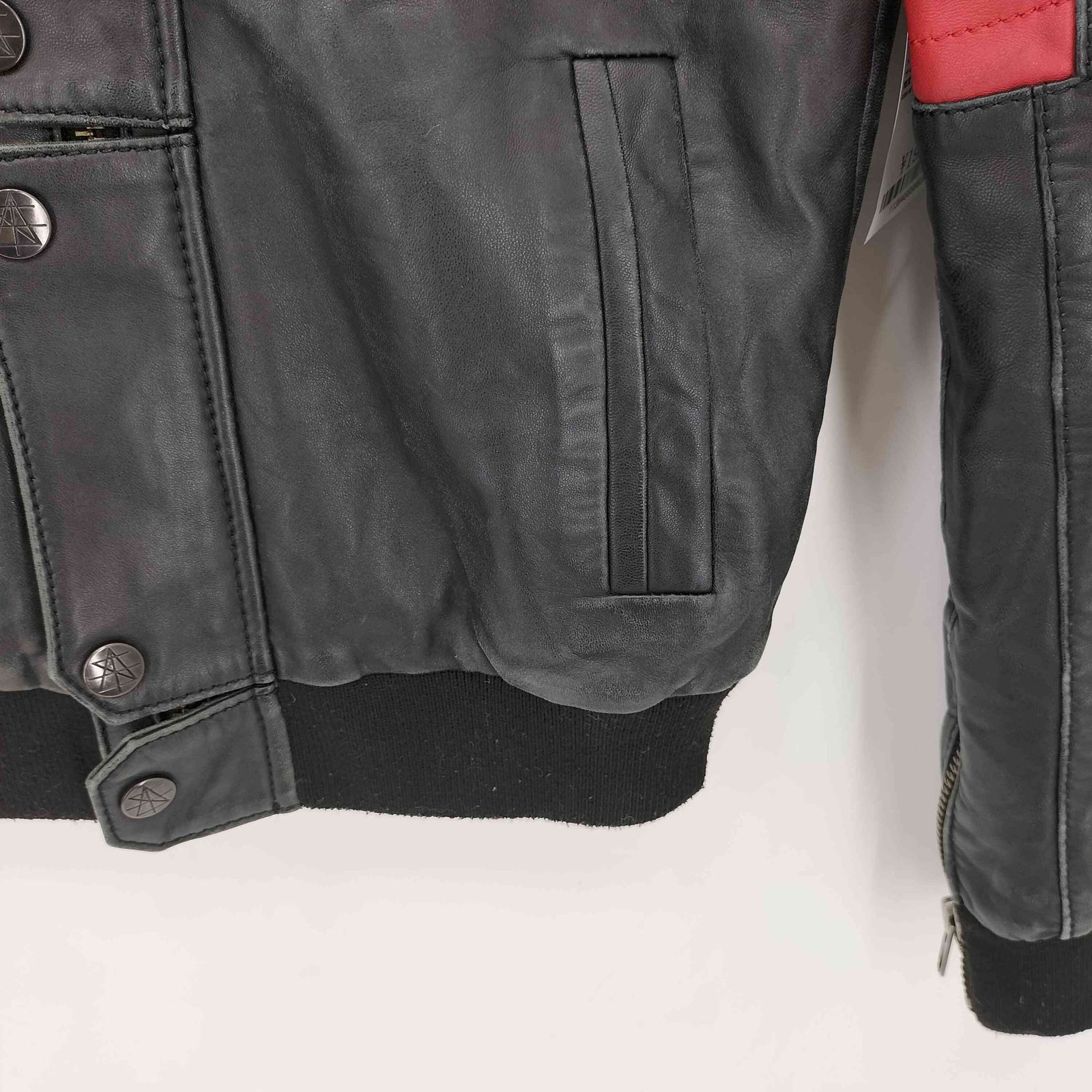 ジッパーディティール