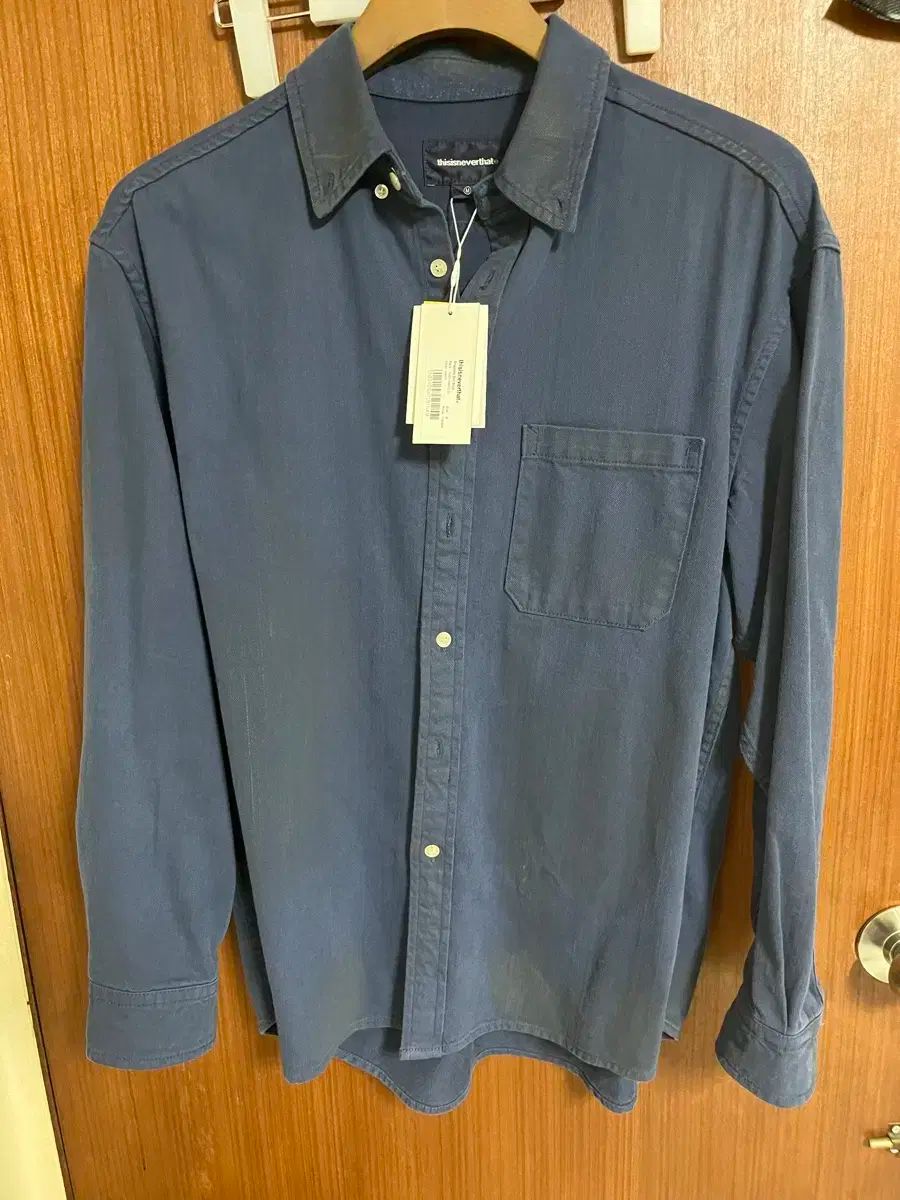 ネイビー シャツ