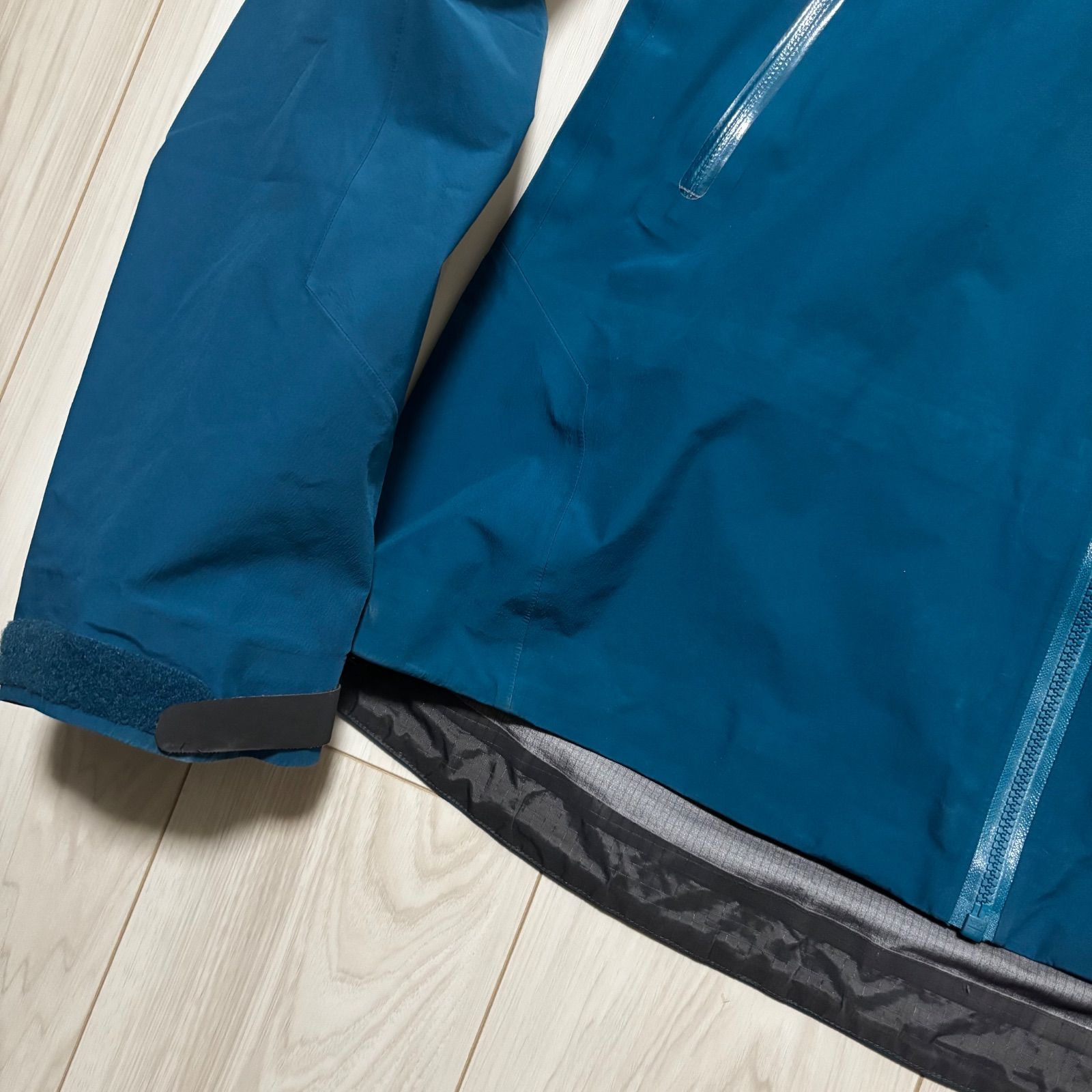 アークテリクス ベータLT