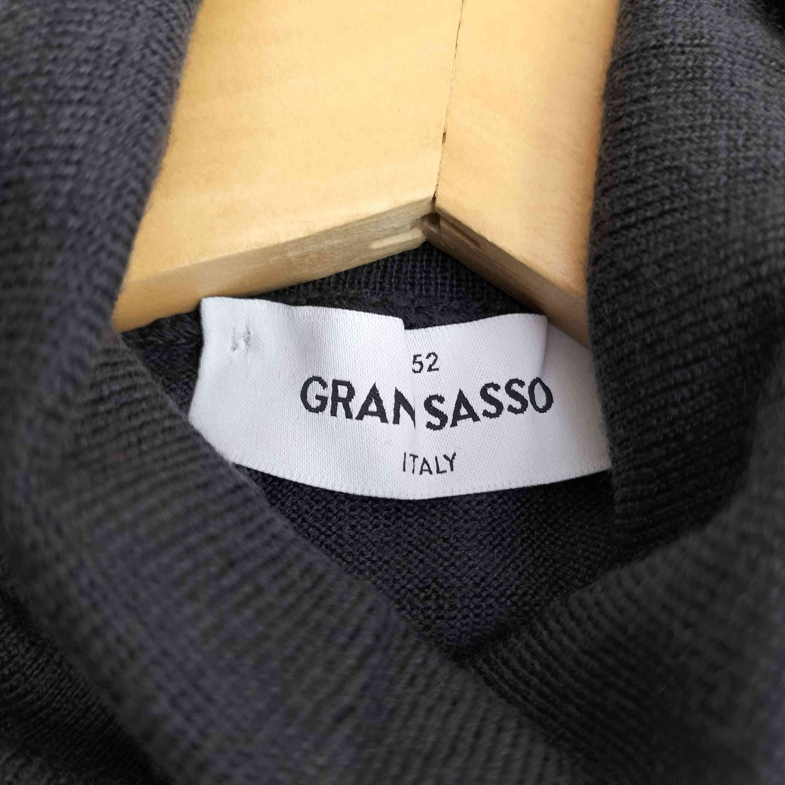 グランサッソ Gran Sasso イタリア製 ヴァージンウール タートルネック ニット メンズ 表記無