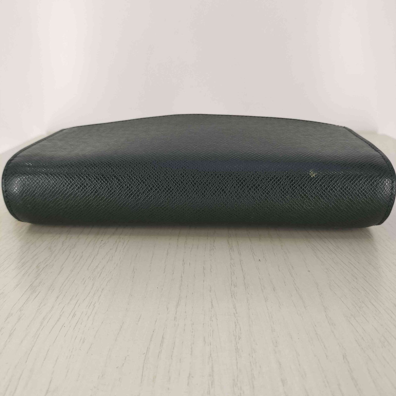 ルイヴィトン LOUIS VUITTON VI 0945 タイガ バイカル セカンドバッグ メンズ 表記無