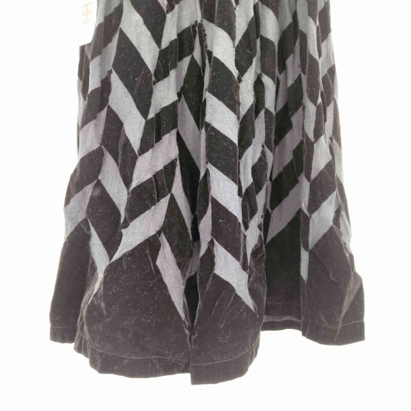 イッセイミヤケミー ISSEY MIYAKE me 製品染めフロッキーヘリンボーンスカート レディース 表記無 GULLKHAN_COM