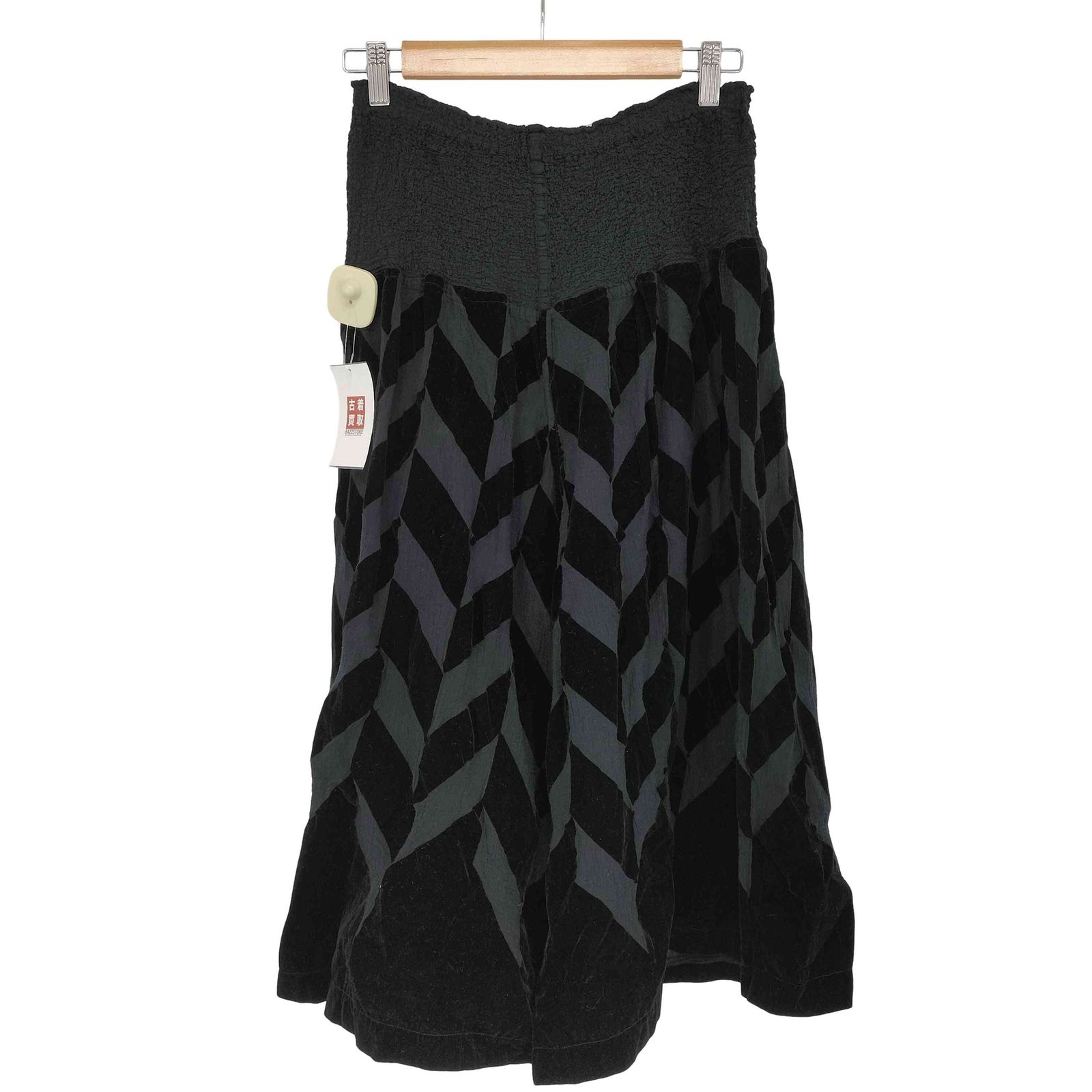 イッセイミヤケミー ISSEY MIYAKE me 製品染めフロッキーヘリンボーンスカート レディース 表記無