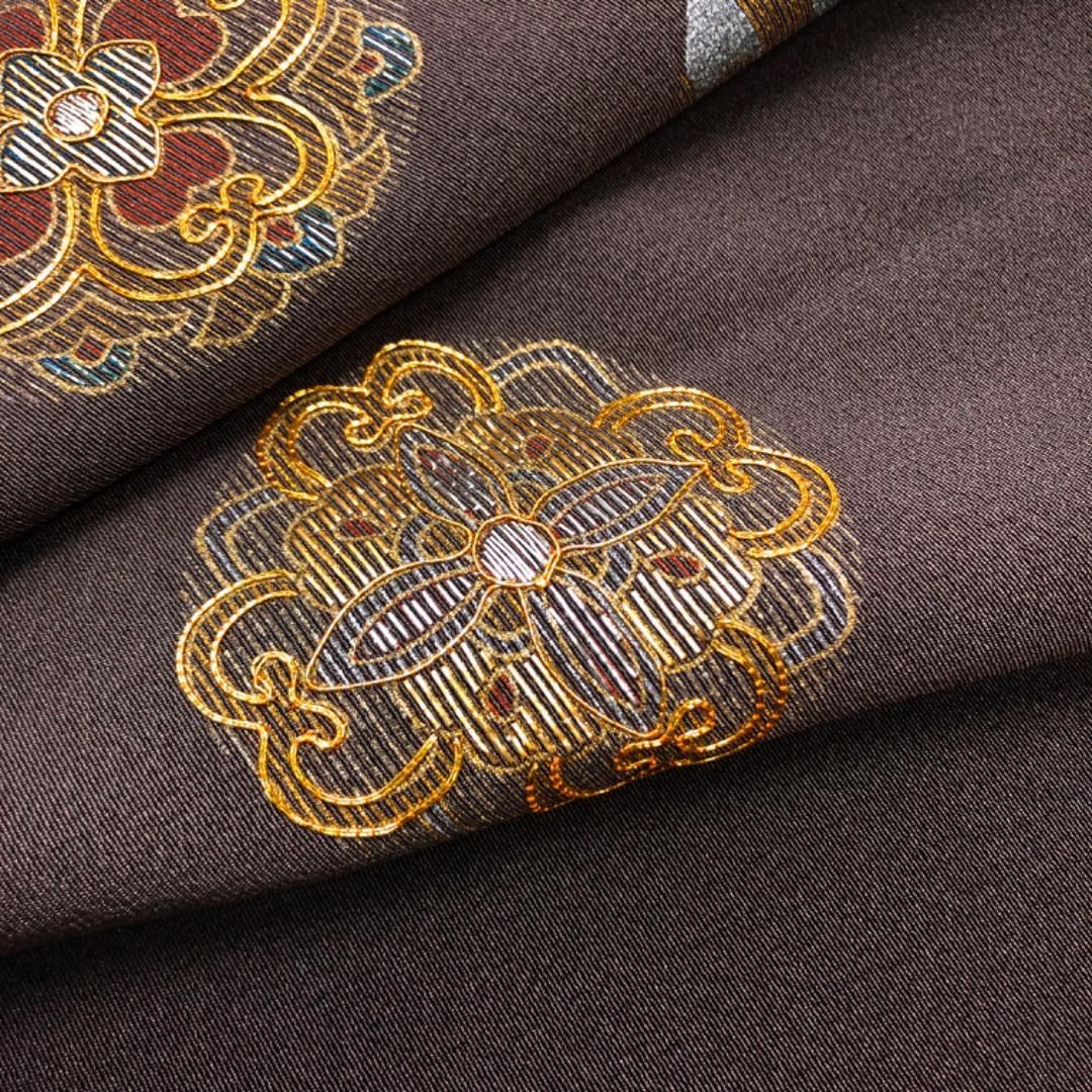 付下げ 華柄模様