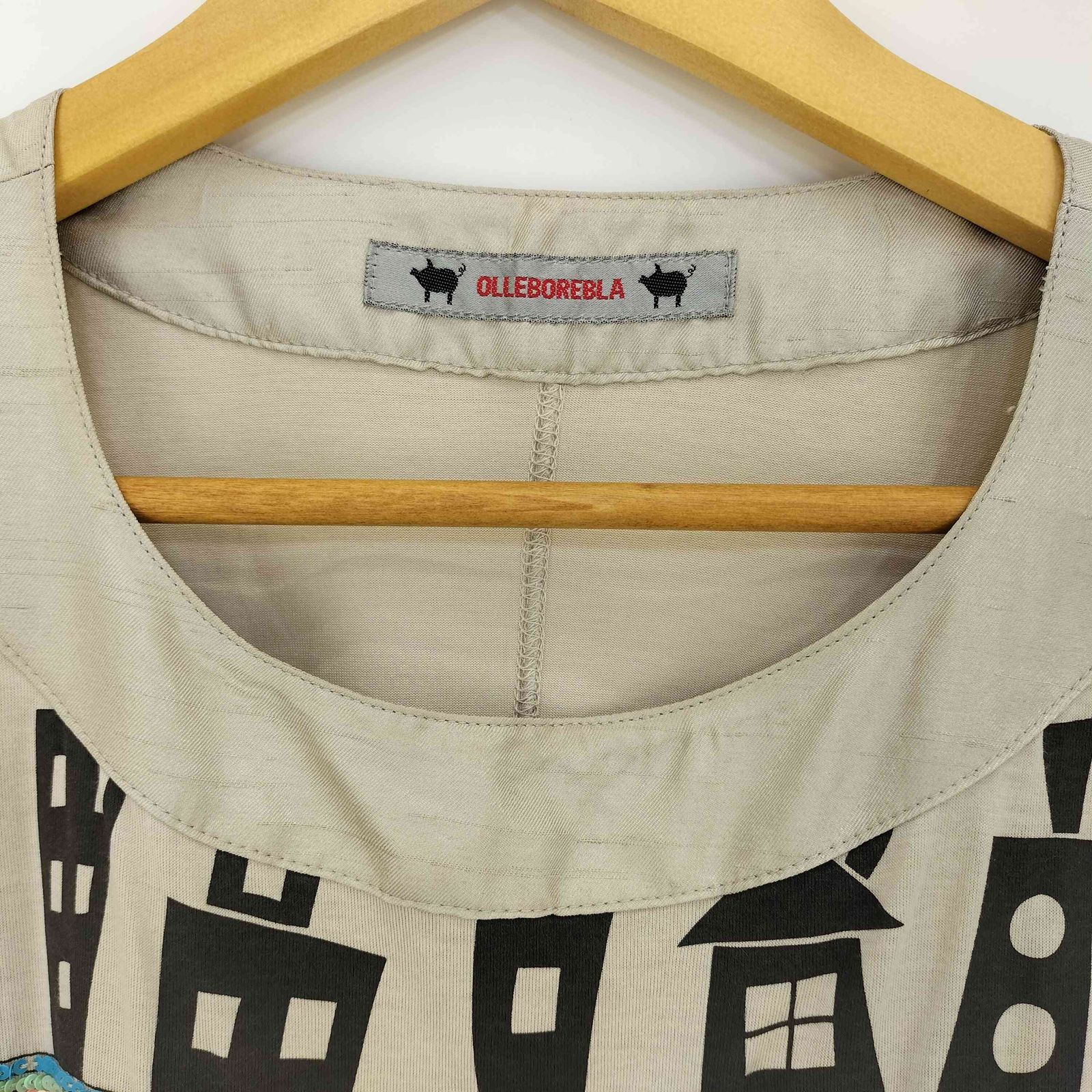 アルベロベロ OLLEBOREBLA チュニック ぶたさん 刺繍 ブローチ付き 