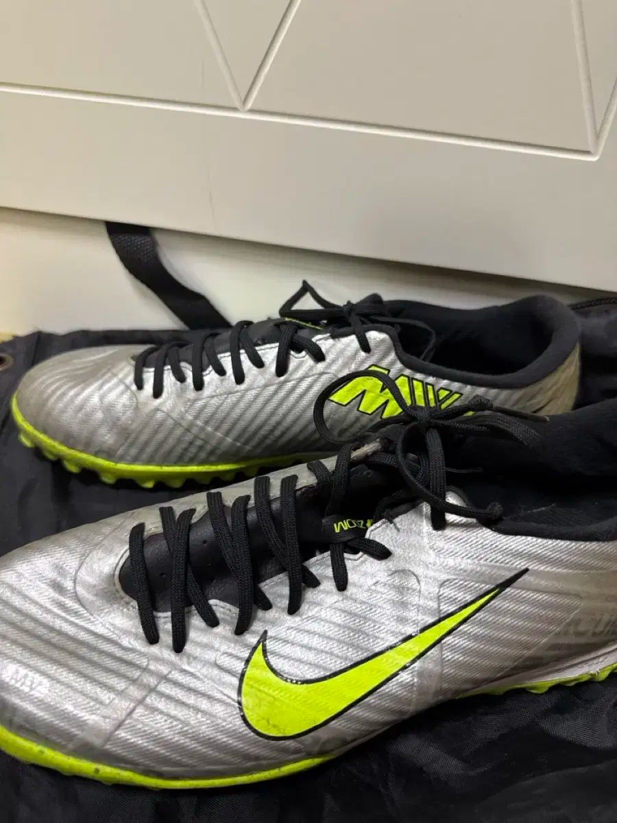 マーキュリアル ヴェイパー15 サッカーシューズ 出品 (アカデミー)