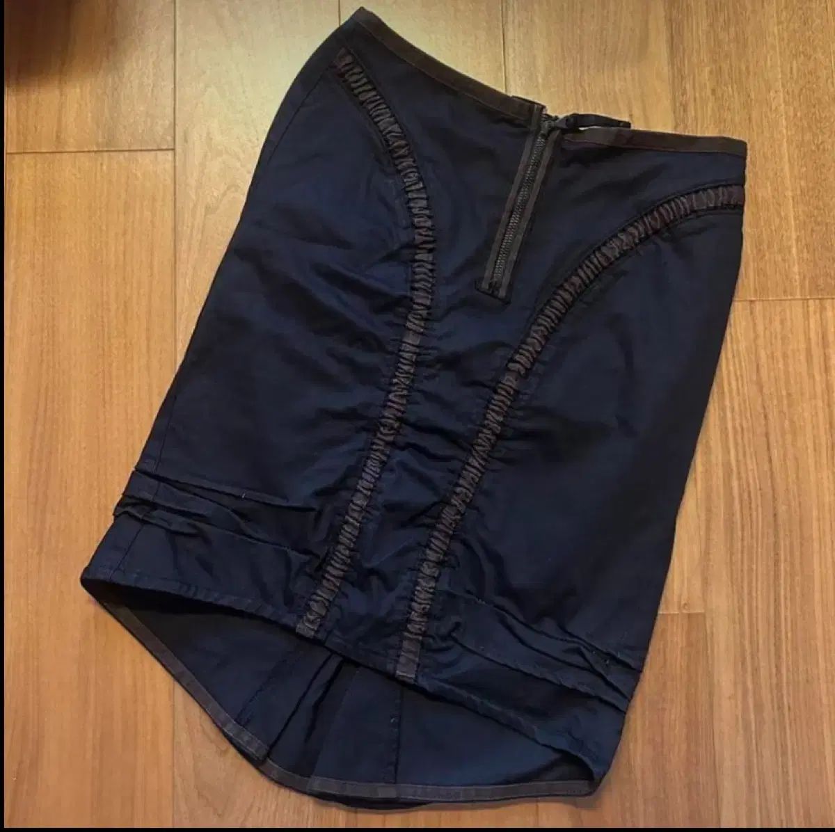 ミディ スカート