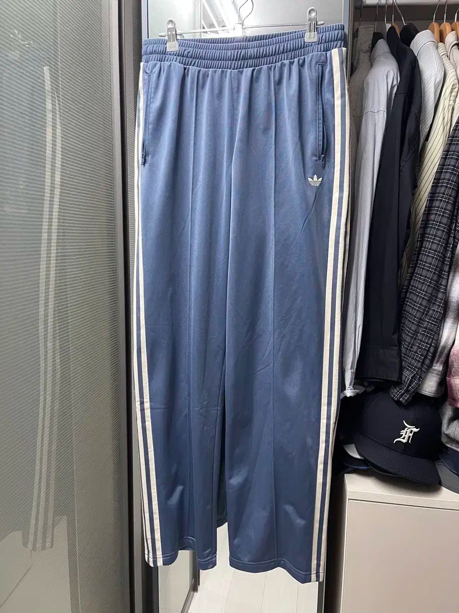 アディダス ビューティーアンドユース 別注 80 s バーケンバウアー セットアップ m WWW_KARIMZIABAT_FR