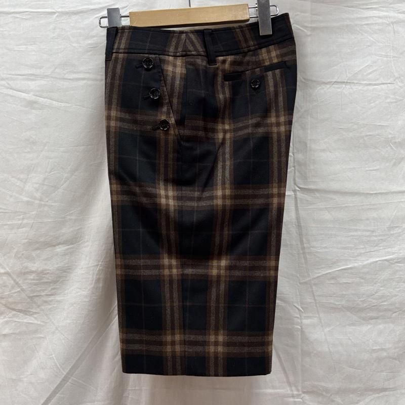 バーバリーロンドン FQ351-053-55 チェック柄 ひざ丈 ショートパンツ