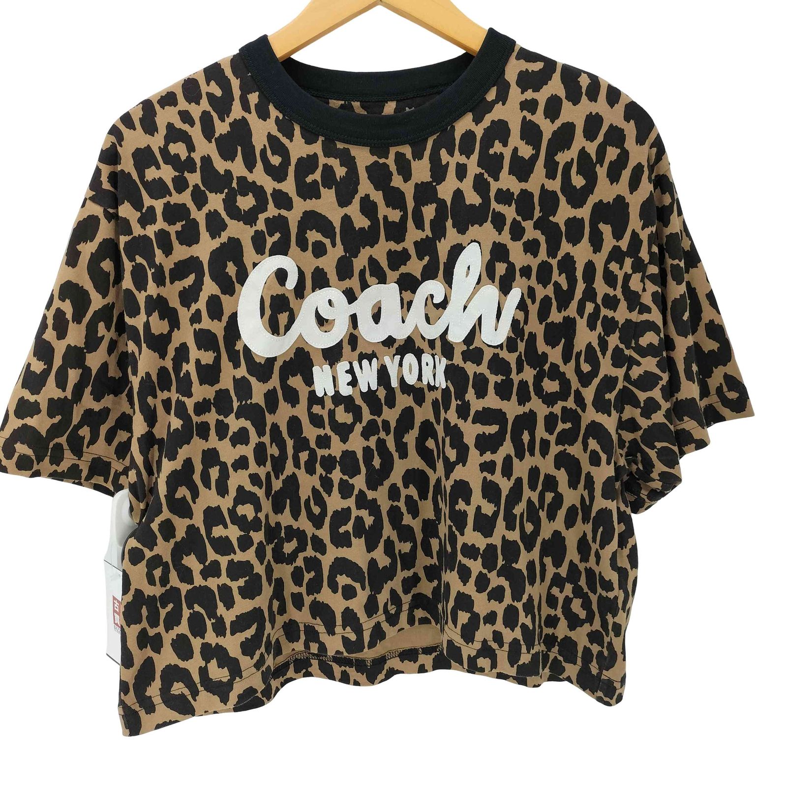 コーチ COACH レオパード カーシヴ シグネチャー クロップド Tシャツ レディース import M