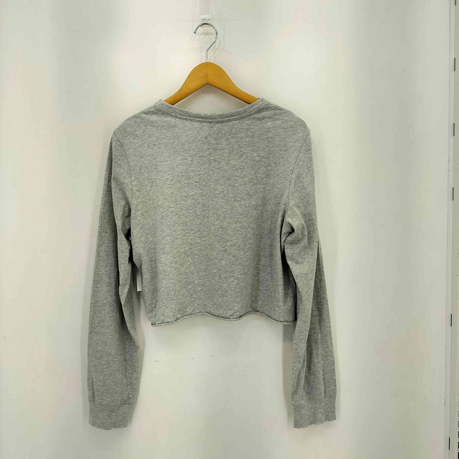 キス KITH ワンポイントロゴ刺繍 クルーネック クロップド 長袖Tシャツ カットソー レディース L