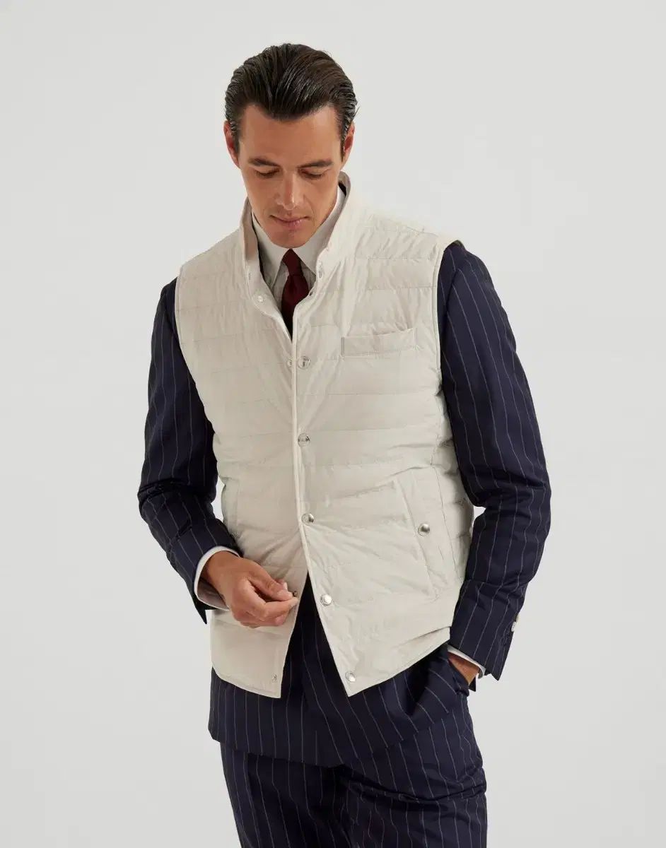 ブルネロクチネリ チェック リバーシブル ダウン ベスト WWW_KARIMZIABAT_FR