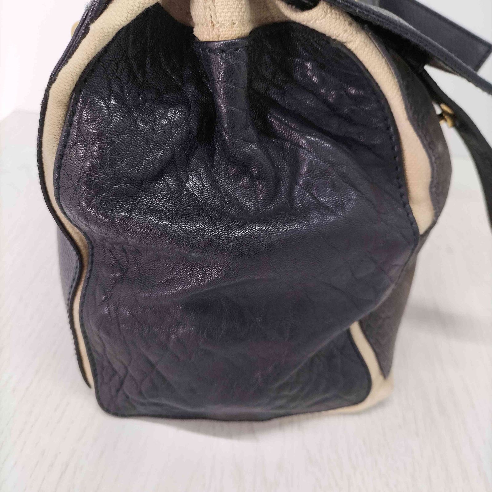 イヴサンローラン Yves Saint Laurent クロコ型押し MUSE TWO レディース 表記無 DECORATOM_COM_BR