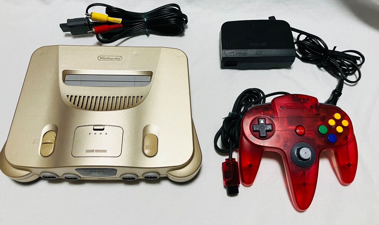 ニンテンドウ64 トイザらス ゴールド限定モデルニンテンドー64