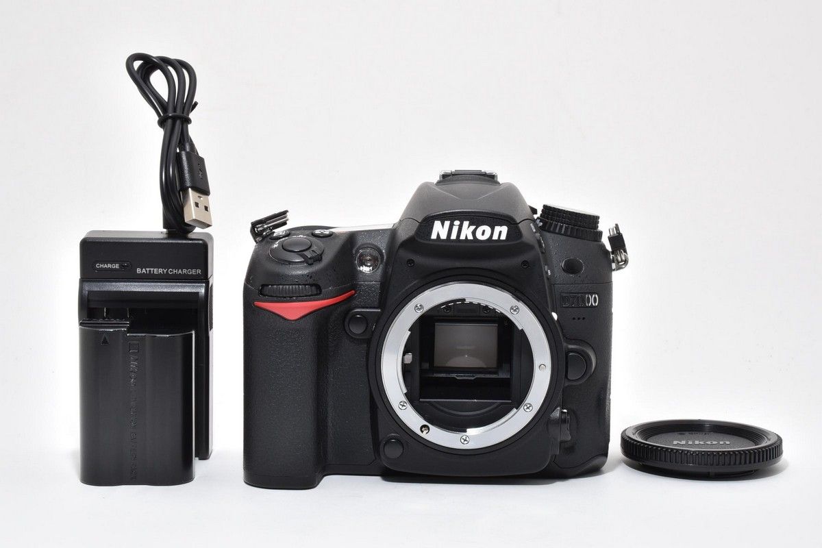 超 ショット数3992 Nikon D7000 ニコン デジタル一眼レフカメラ