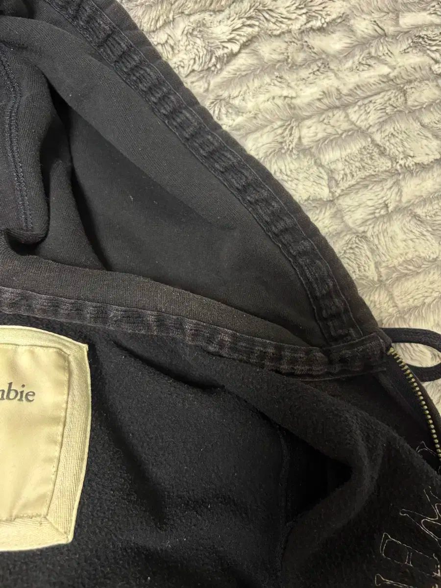 アバクロンビー フードジップアップ