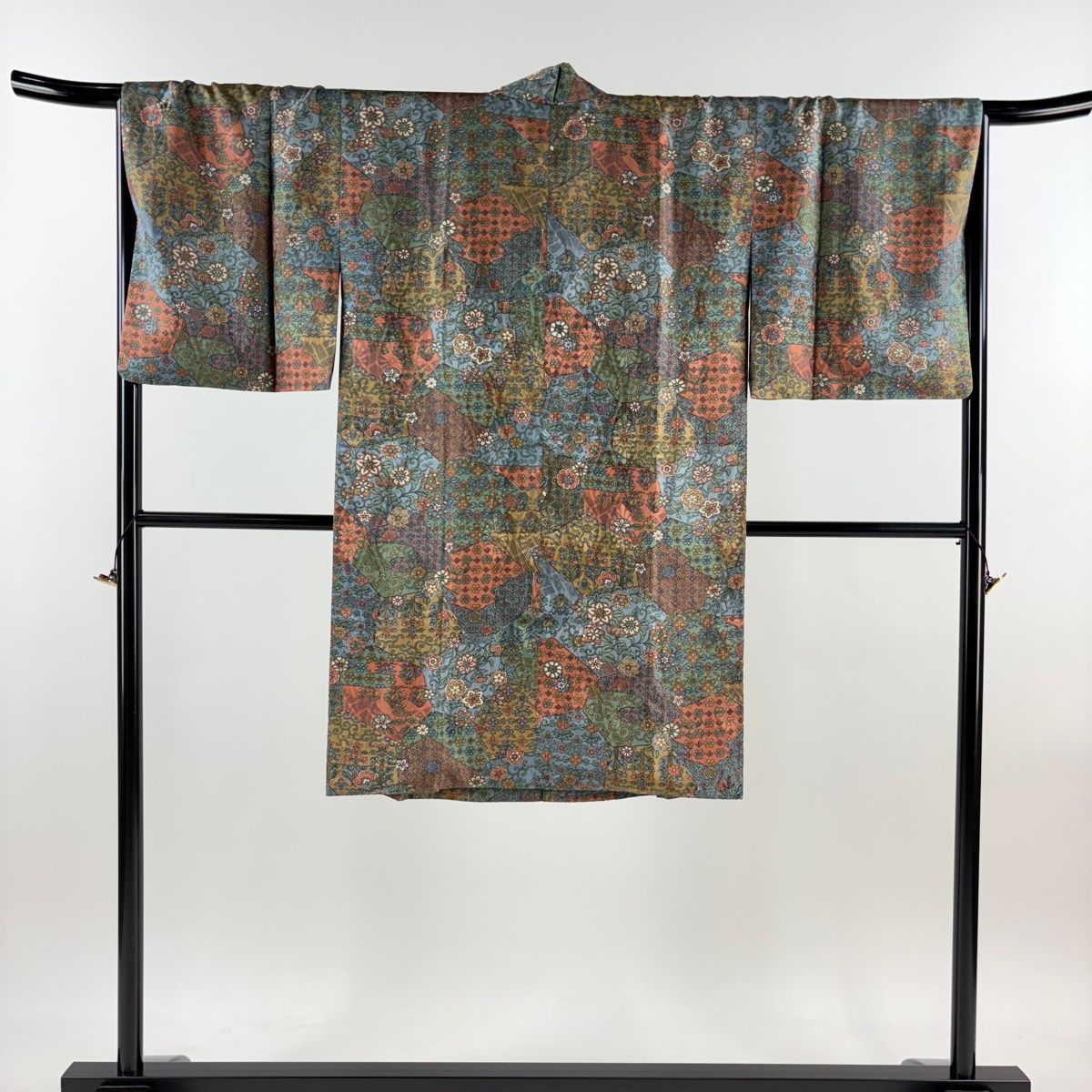 道中着 身丈110 cm 裄丈68 L 和装コート 草花 七宝文 青灰色 正絹