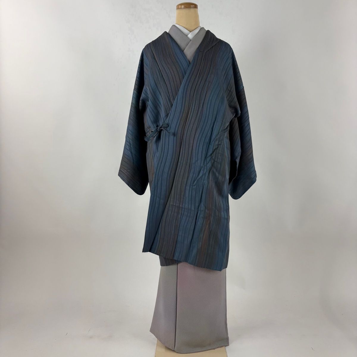 道中着 身丈101.5cm 裄丈64cm S 和装コート 縞 青灰色 正絹