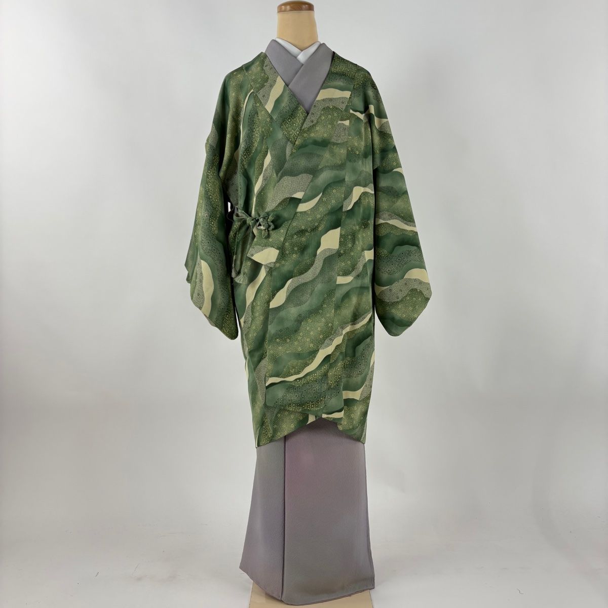 道中着 身丈99cm 裄丈63cm S 和装コート 着物衿 小花 亀甲 ぼかし 緑 正絹