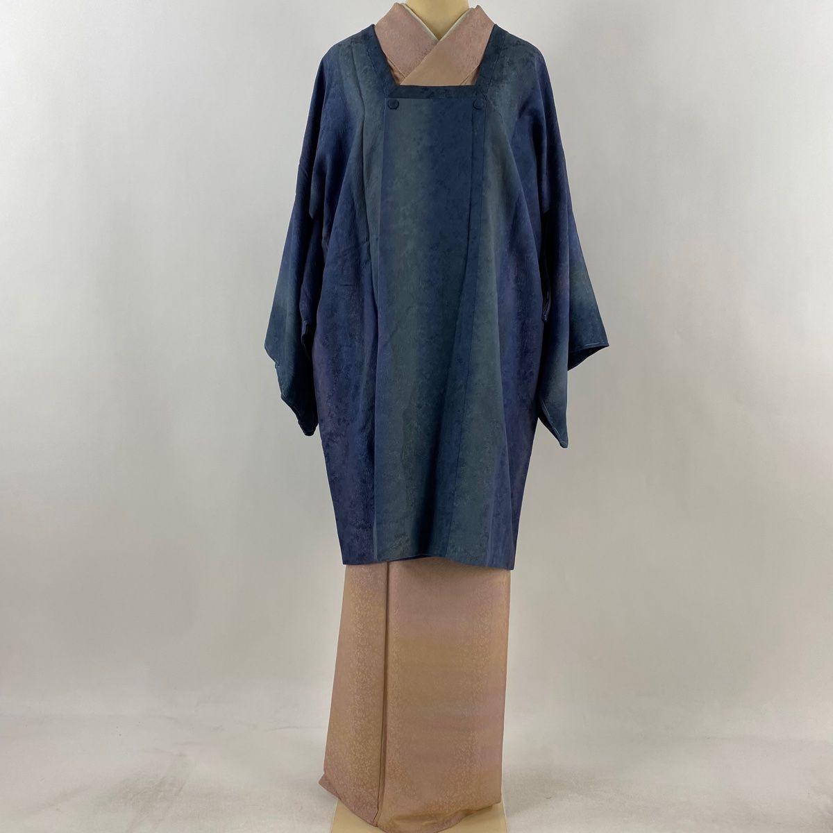 道行 身丈91.5cm 裄丈66.5cm M 和装コート 角衿 地紋 ぼかし 青紫 正絹 秀品