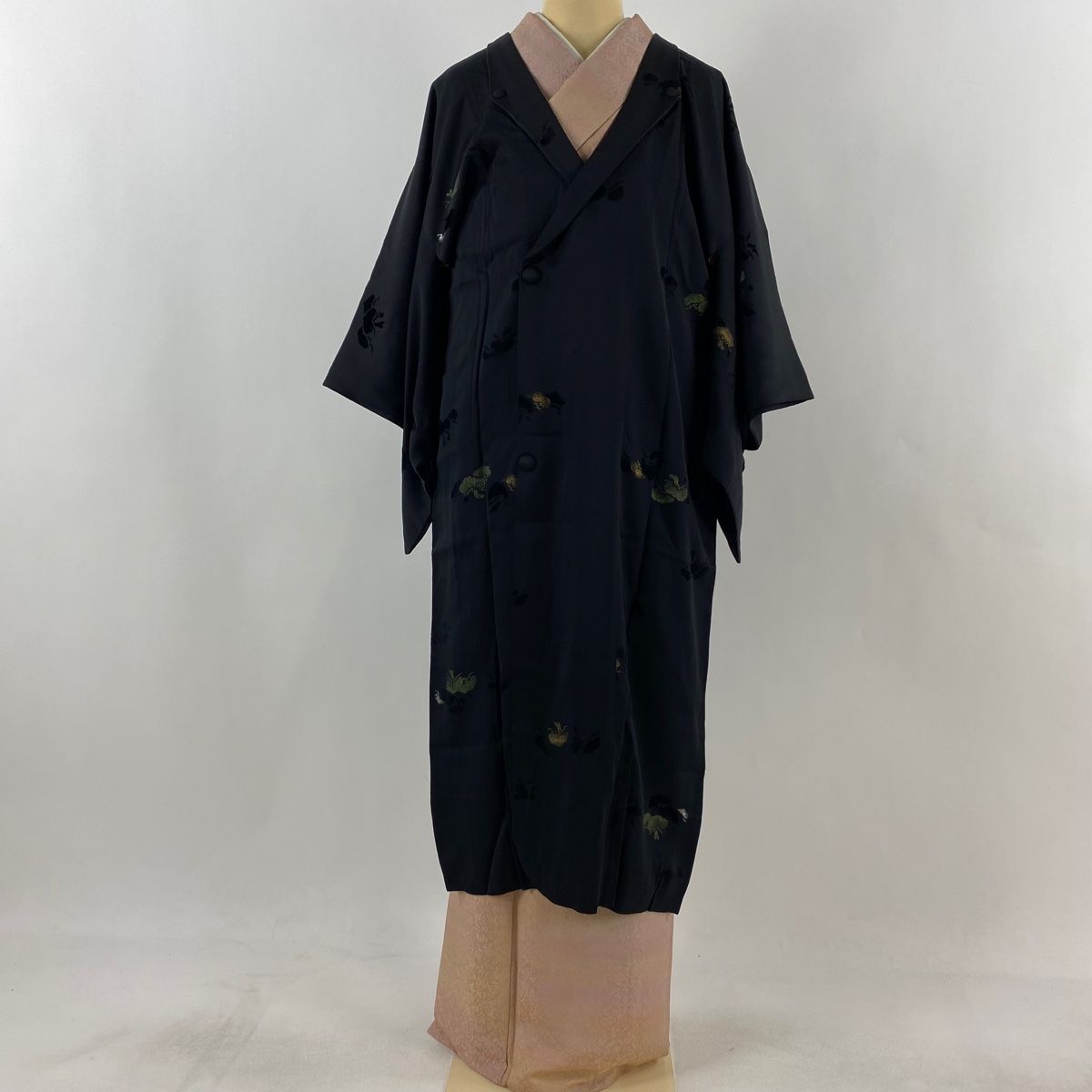 道行 身丈113.5cm 裄丈62cm S 和装コート へちま衿 松 箔 黒 正絹 秀品