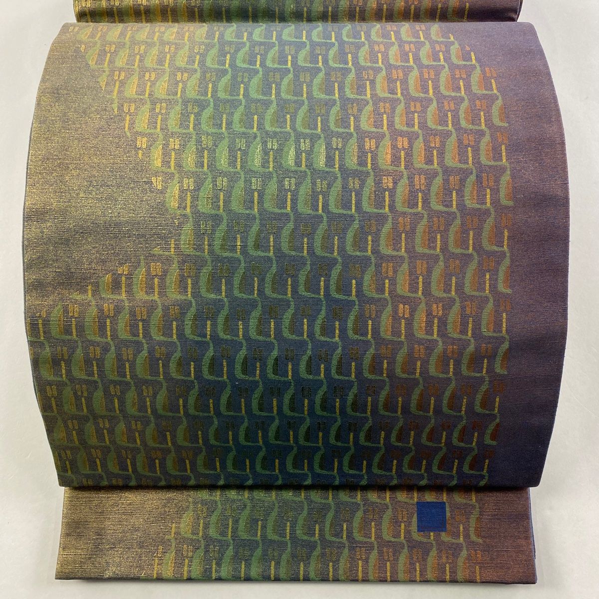 袋帯 秀品 落款 幾何学 金彩 茶紫 全通 正絹