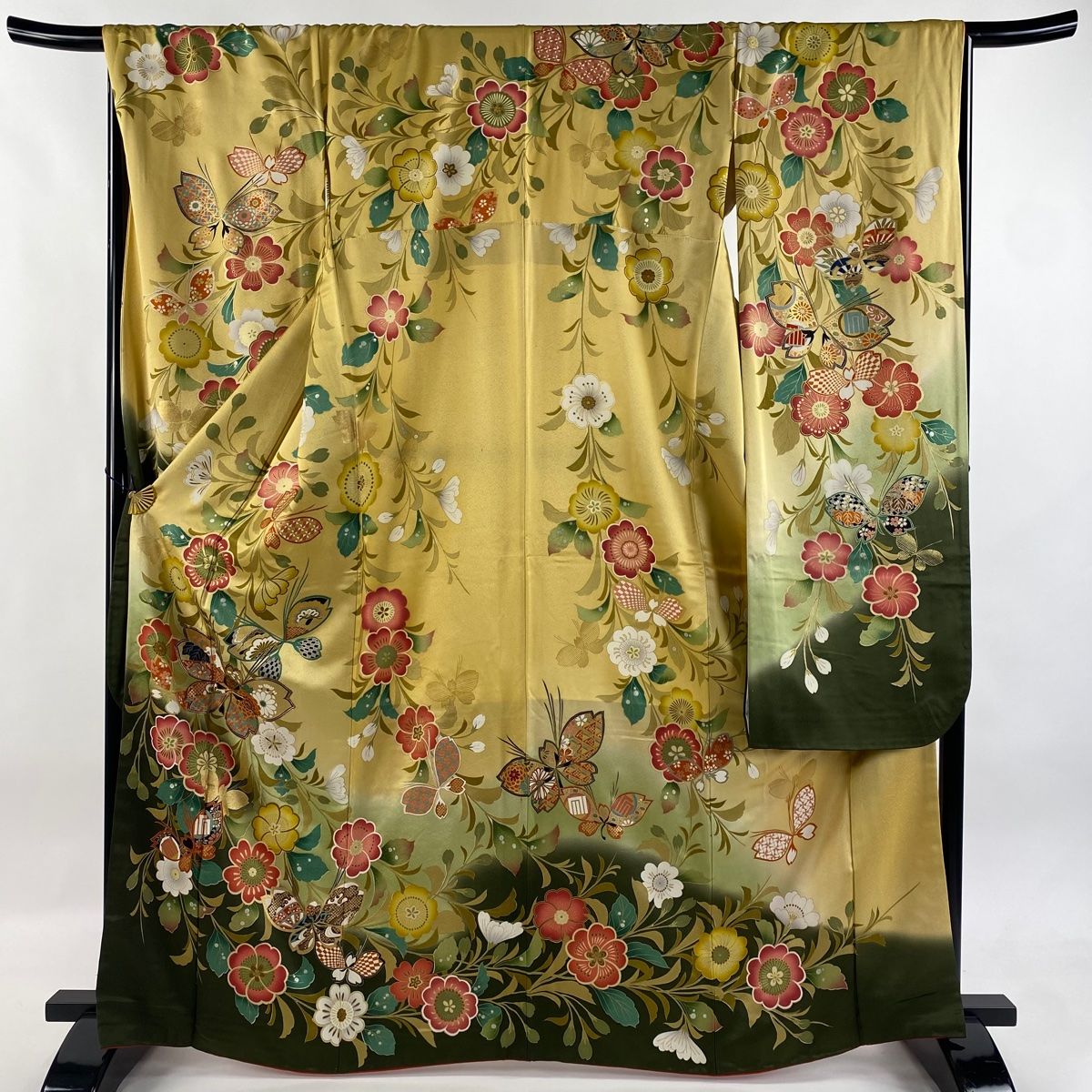振袖 身丈165cm 裄丈67cm M 袷 桜 蝶 金糸 金彩 薄黄土色 正絹 秀品