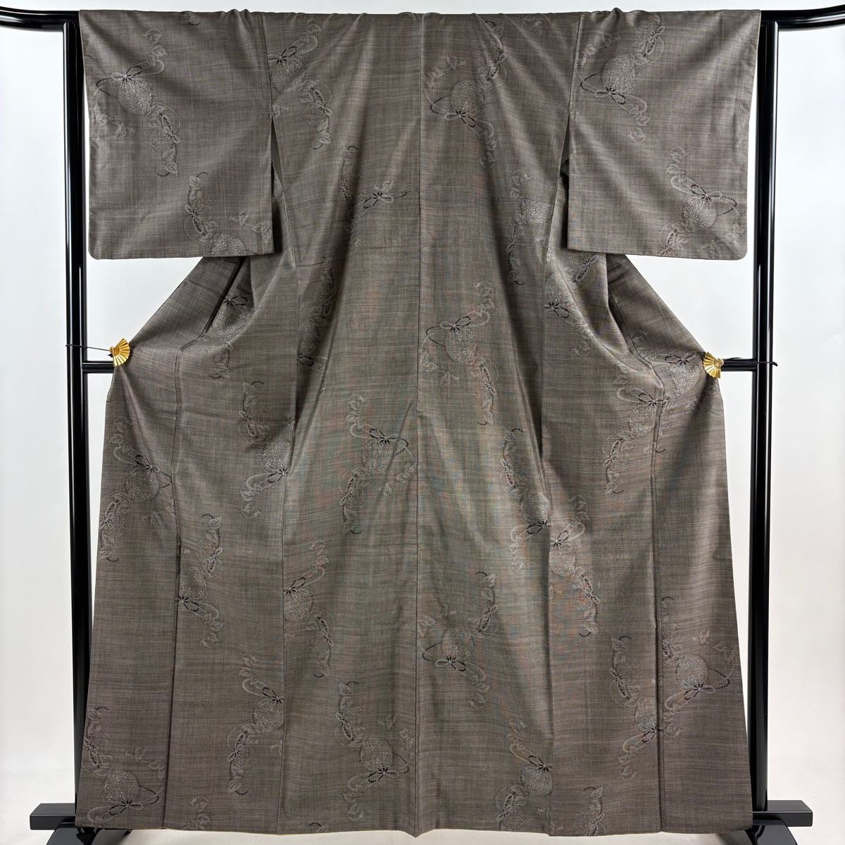 紬 身丈162cm 裄丈64.5cm M 袷 お仕覆 葉柄 灰茶 正絹 秀品
