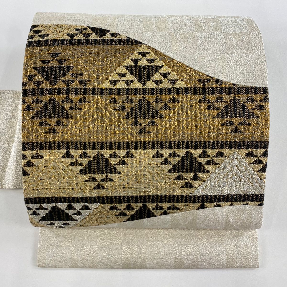 名古屋帯 鱗 縞 金糸 箔 ベージュ 正絹
