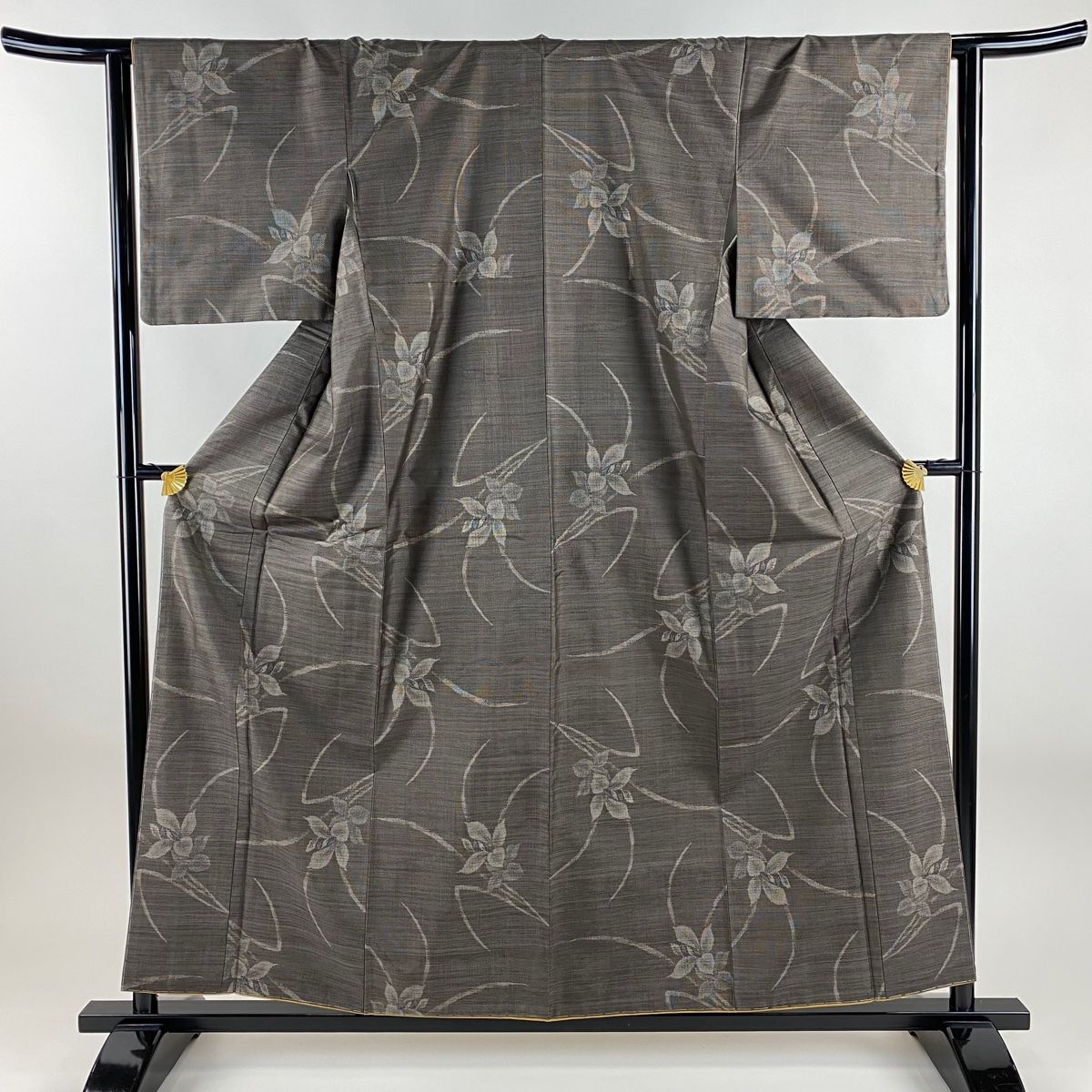 紬 身丈157.5cm 裄丈63.5cm S 袷 菖蒲 焦茶色 正絹 秀品